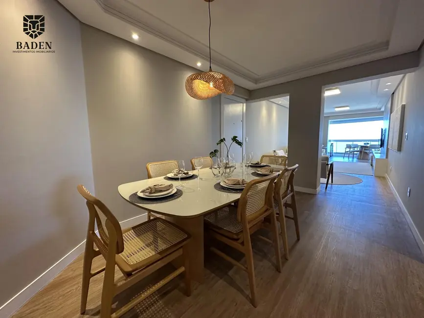 Apartamento com 3 quartos à venda, 115m2 em Balneario Camboriu - SC - imagem 6 Foto 6 de Apartamento com 3 quartos à venda, 115m2 em Balneario Camboriu - SC