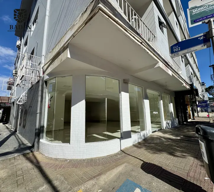 Sala Comercial com 1 quarto para alugar, 123m2 em Centro, Balneario Camboriu - SC - imagem 1 Foto 1 de Sala Comercial com 1 quarto para alugar, 123m2 em Centro, Balneario Camboriu - SC