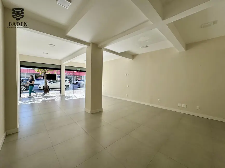 Sala Comercial com 1 quarto para alugar, 79m2 em Centro, Balneario Camboriu - SC - imagem 5 Foto 5 de Sala Comercial com 1 quarto para alugar, 79m2 em Centro, Balneario Camboriu - SC
