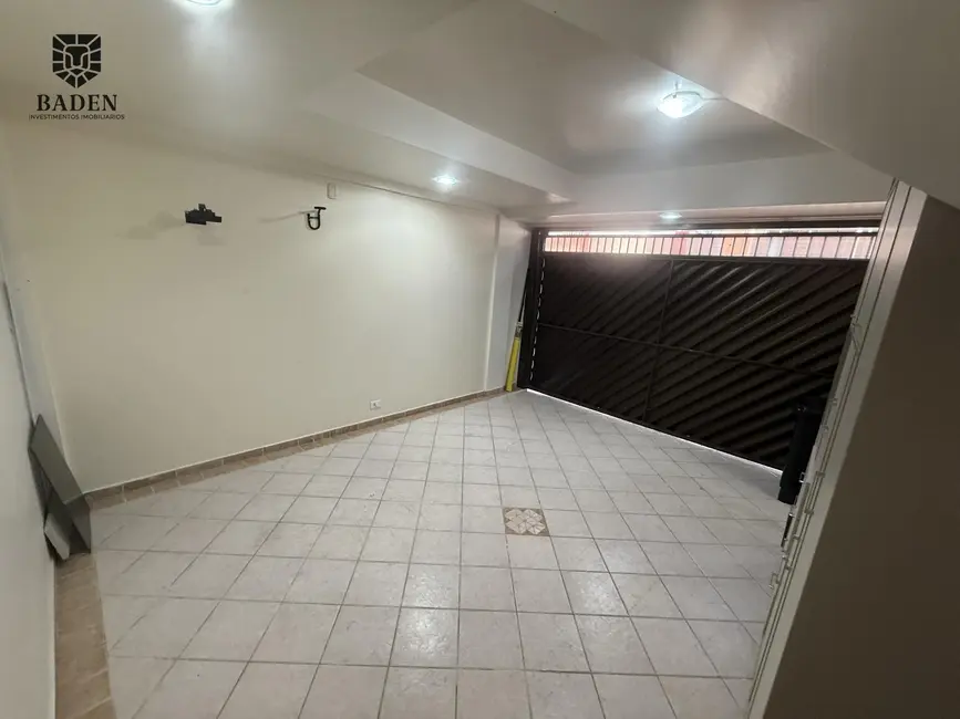 Apartamento com 3 quartos para alugar, 200m2 em Centro, Balneario Camboriu - SC - imagem 7 Foto 7 de Apartamento com 3 quartos para alugar, 200m2 em Centro, Balneario Camboriu - SC