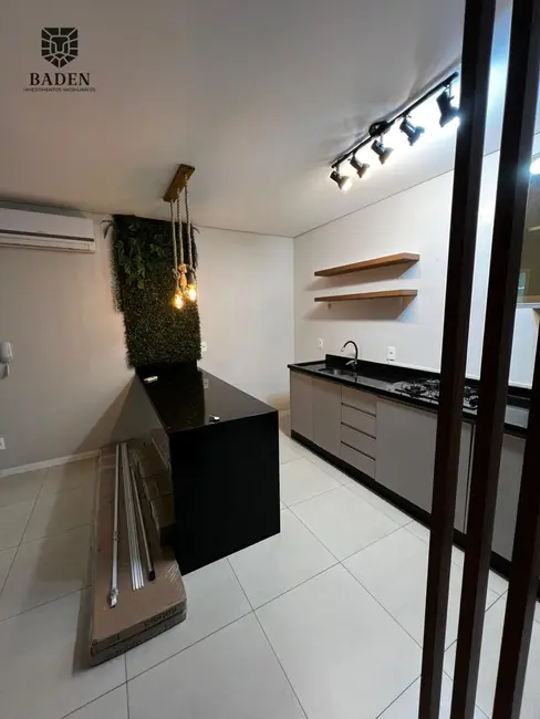 Foto 6 de Apartamento com 1 quarto à venda, 50m2 em Centro, Balneario Camboriu - SC