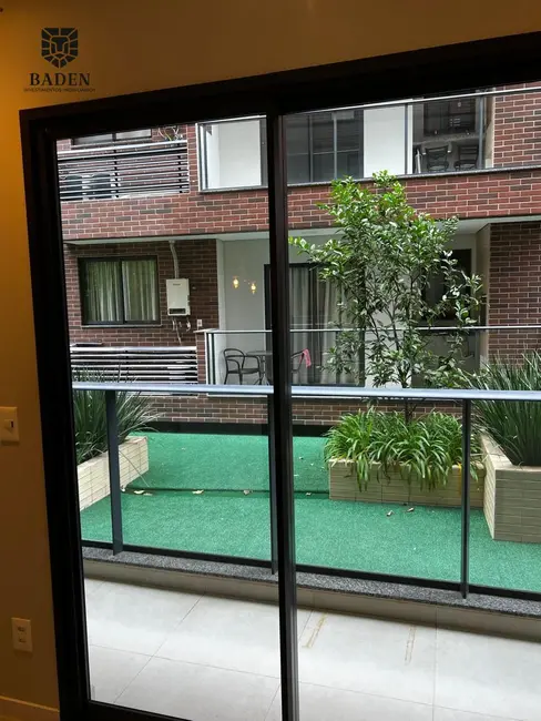 Foto 2 de Apartamento com 1 quarto à venda, 50m2 em Centro, Balneario Camboriu - SC