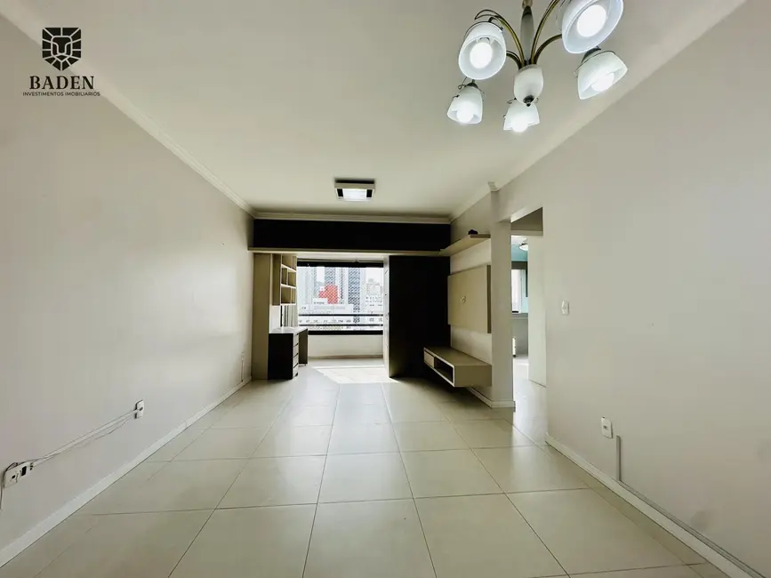 Foto 2 de Apartamento com 2 quartos à venda, 90m2 em Centro, Balneario Camboriu - SC