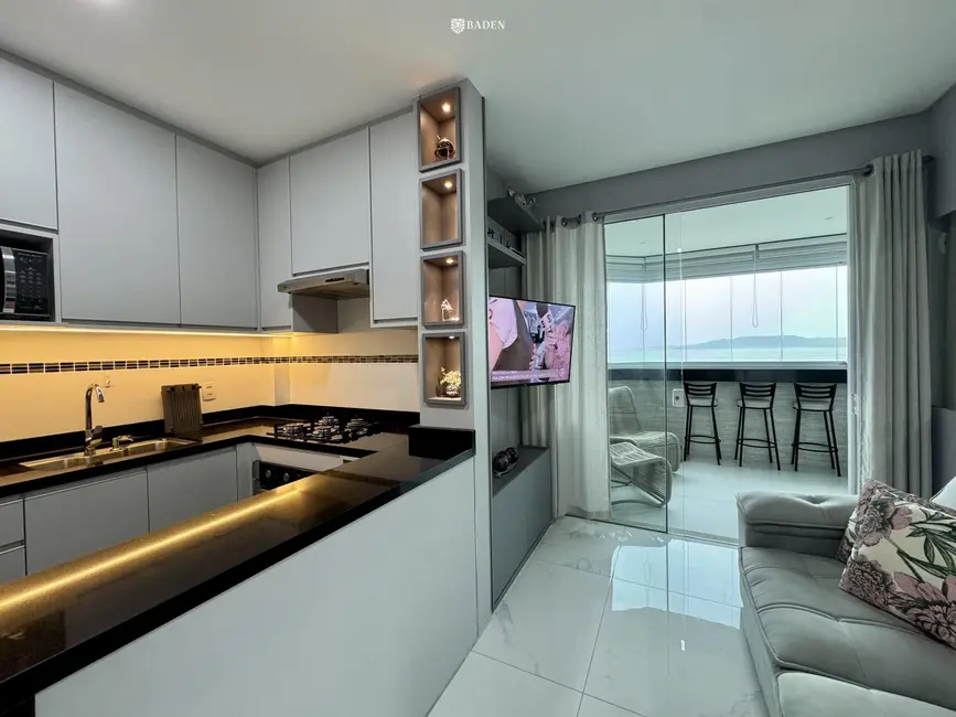 Foto 4 de Apartamento com 3 quartos à venda, 70m2 em Itapema - SC
