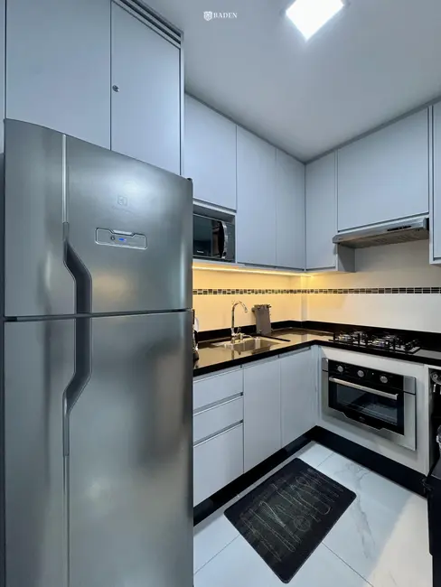 Foto 7 de Apartamento com 3 quartos à venda, 70m2 em Itapema - SC