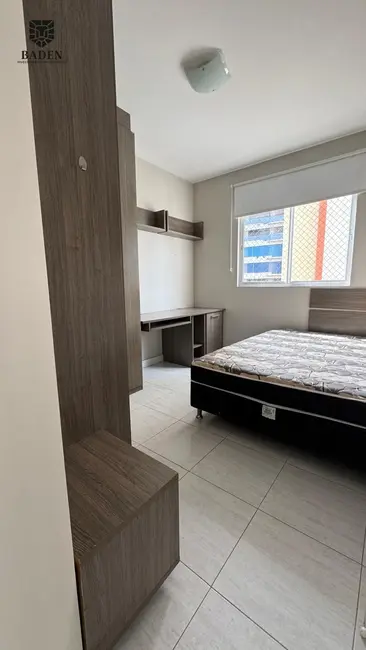 Apartamento com 3 quartos para alugar, 130m2 em Centro, Balneario Camboriu - SC - imagem 1 Foto 1 de Apartamento com 3 quartos para alugar, 130m2 em Centro, Balneario Camboriu - SC