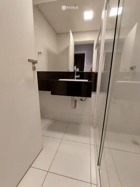 Foto 2 de Apartamento com 2 quartos à venda, 74m2 em Camboriu - SC