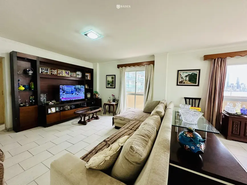 Foto 3 de Apartamento com 4 quartos à venda, 322m2 em Centro, Balneario Camboriu - SC
