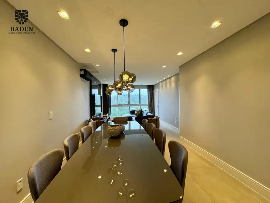 Foto 3 de Apartamento com 4 quartos à venda, 151m2 em Centro, Balneario Camboriu - SC