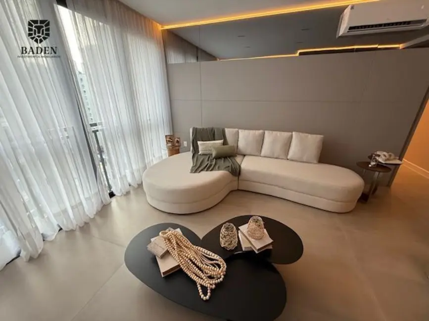 Foto 1 de Apartamento com 4 quartos à venda, 149m2 em Centro, Balneario Camboriu - SC