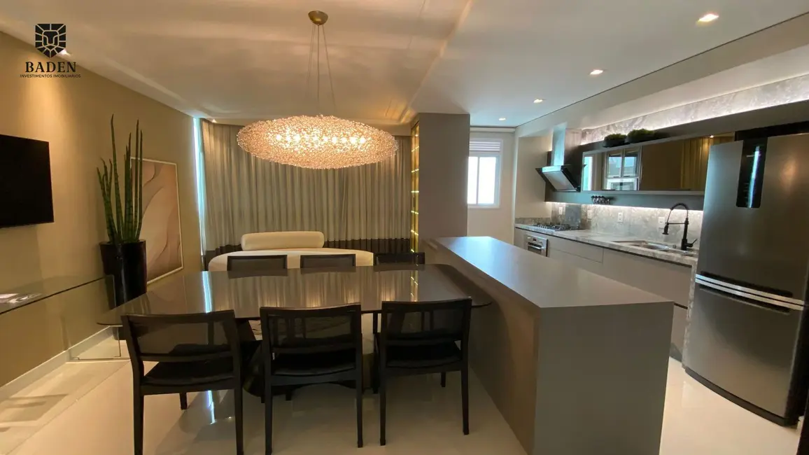 Apartamento com 3 quartos à venda, 145m2 em Centro, Balneario Camboriu - SC - imagem 3 Foto 3 de Apartamento com 3 quartos à venda, 145m2 em Centro, Balneario Camboriu - SC