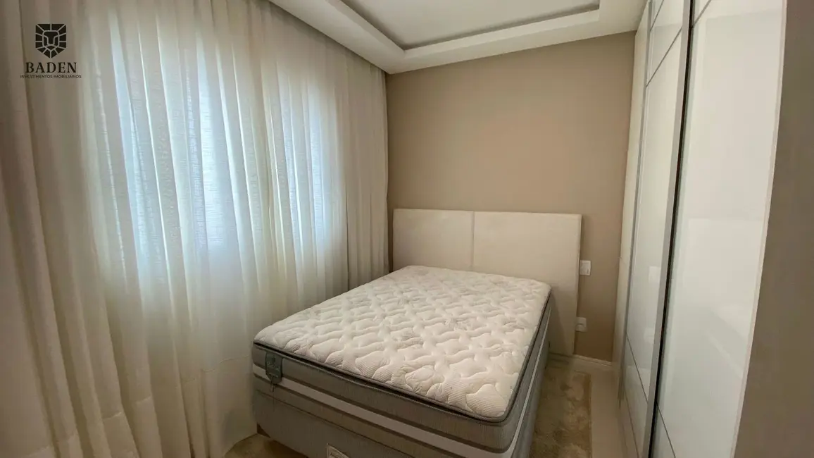 Apartamento com 3 quartos à venda, 145m2 em Centro, Balneario Camboriu - SC - imagem 9 Foto 9 de Apartamento com 3 quartos à venda, 145m2 em Centro, Balneario Camboriu - SC