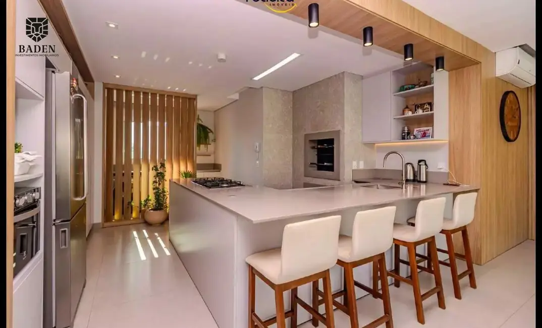 Foto 7 de Apartamento com 3 quartos à venda, 130m2 em Centro, Balneario Camboriu - SC