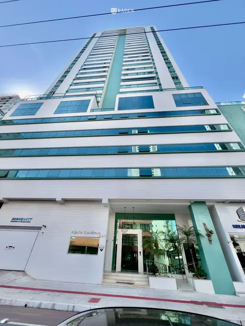 Foto 1 de Apartamento com 3 quartos à venda, 130m2 em Centro, Balneario Camboriu - SC