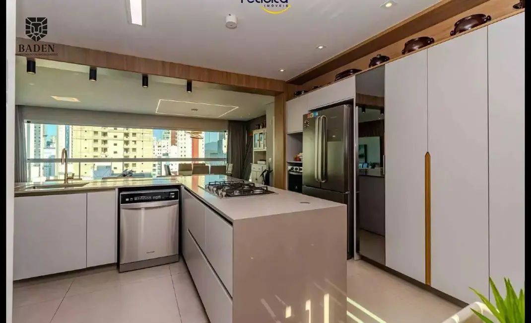 Foto 9 de Apartamento com 3 quartos à venda, 130m2 em Centro, Balneario Camboriu - SC
