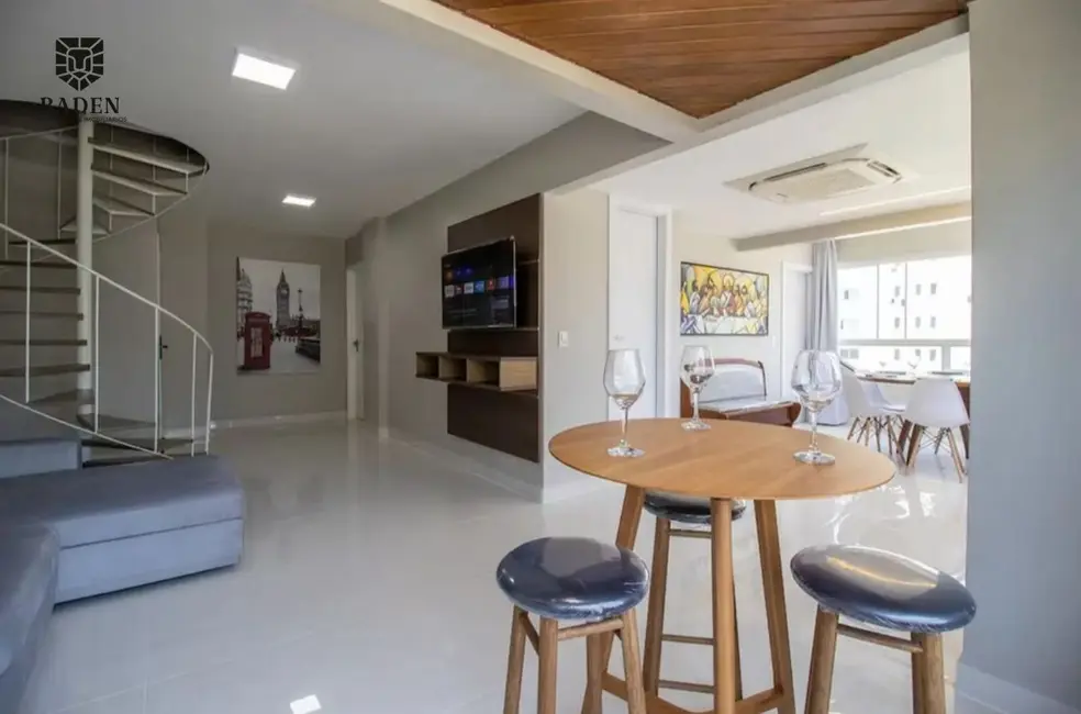 Cobertura com 4 quartos à venda, 163m2 em Centro, Balneario Camboriu - SC - imagem 6 Foto 6 de Cobertura com 4 quartos à venda, 163m2 em Centro, Balneario Camboriu - SC