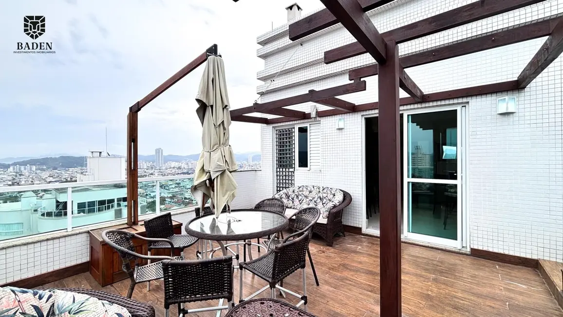 Cobertura com 4 quartos para alugar, 274m2 em Centro, Balneario Camboriu - SC - imagem 3 Foto 3 de Cobertura com 4 quartos para alugar, 274m2 em Centro, Balneario Camboriu - SC