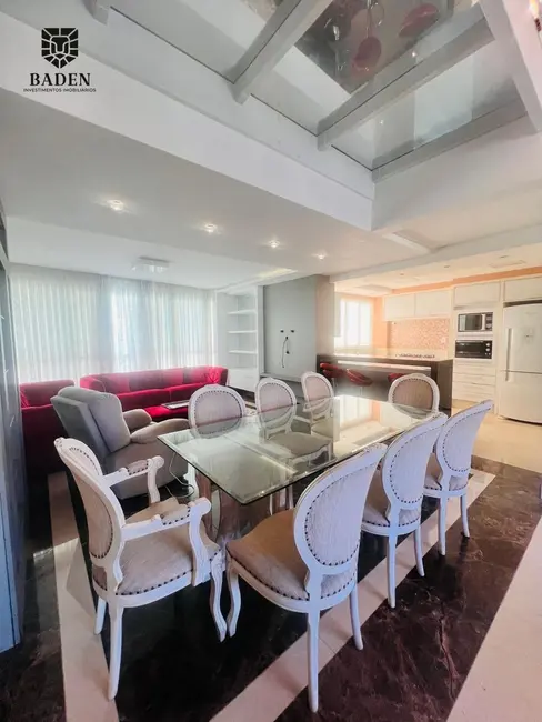 Cobertura com 4 quartos para alugar, 274m2 em Centro, Balneario Camboriu - SC - imagem 7 Foto 7 de Cobertura com 4 quartos para alugar, 274m2 em Centro, Balneario Camboriu - SC