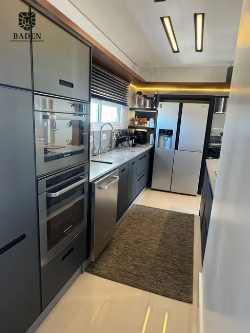 Apartamento com 3 quartos à venda, 122m2 em Centro, Balneario Camboriu - SC - imagem 7 Foto 7 de Apartamento com 3 quartos à venda, 122m2 em Centro, Balneario Camboriu - SC