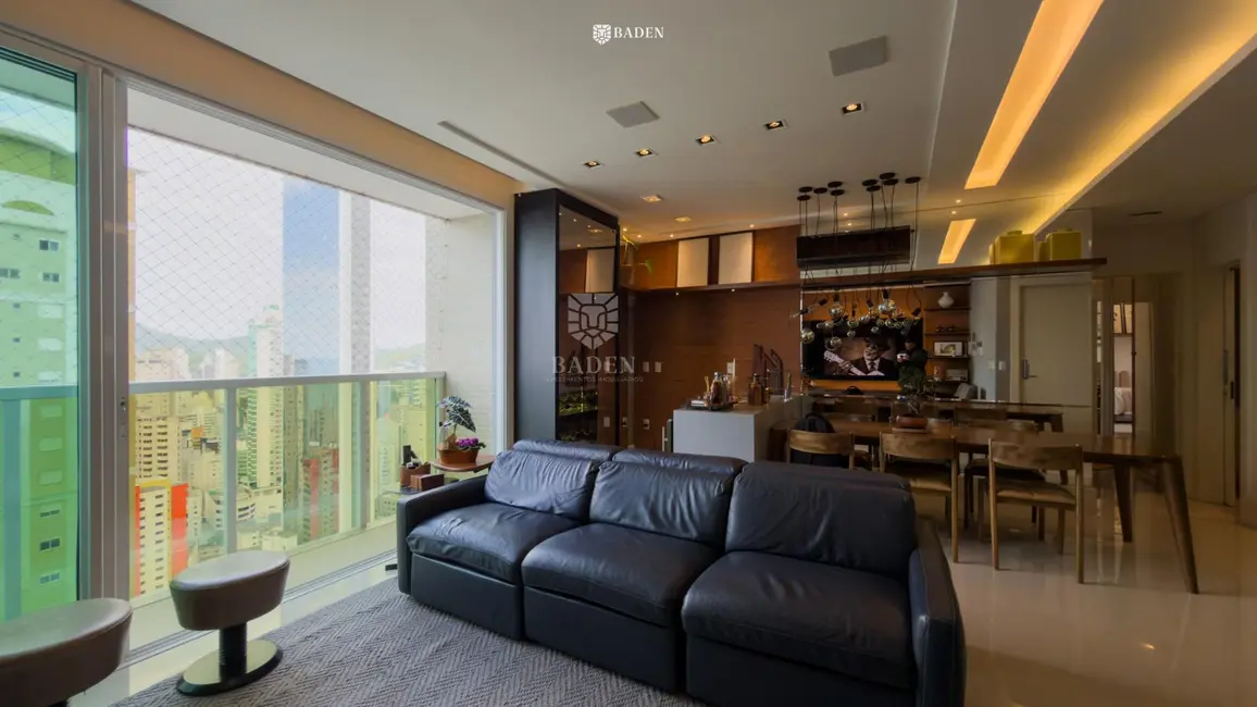 Foto 3 de Apartamento com 3 quartos à venda, 122m2 em Centro, Balneario Camboriu - SC