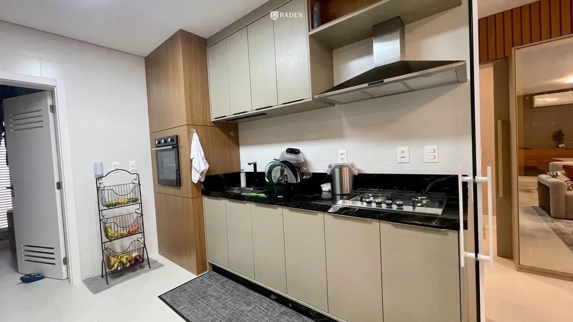 Foto 8 de Apartamento com 4 quartos à venda, 132m2 em Centro, Balneario Camboriu - SC