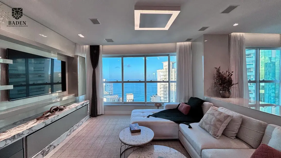 Apartamento com 4 quartos à venda, 180m2 em Centro, Balneario Camboriu - SC - imagem 3 Foto 3 de Apartamento com 4 quartos à venda, 180m2 em Centro, Balneario Camboriu - SC