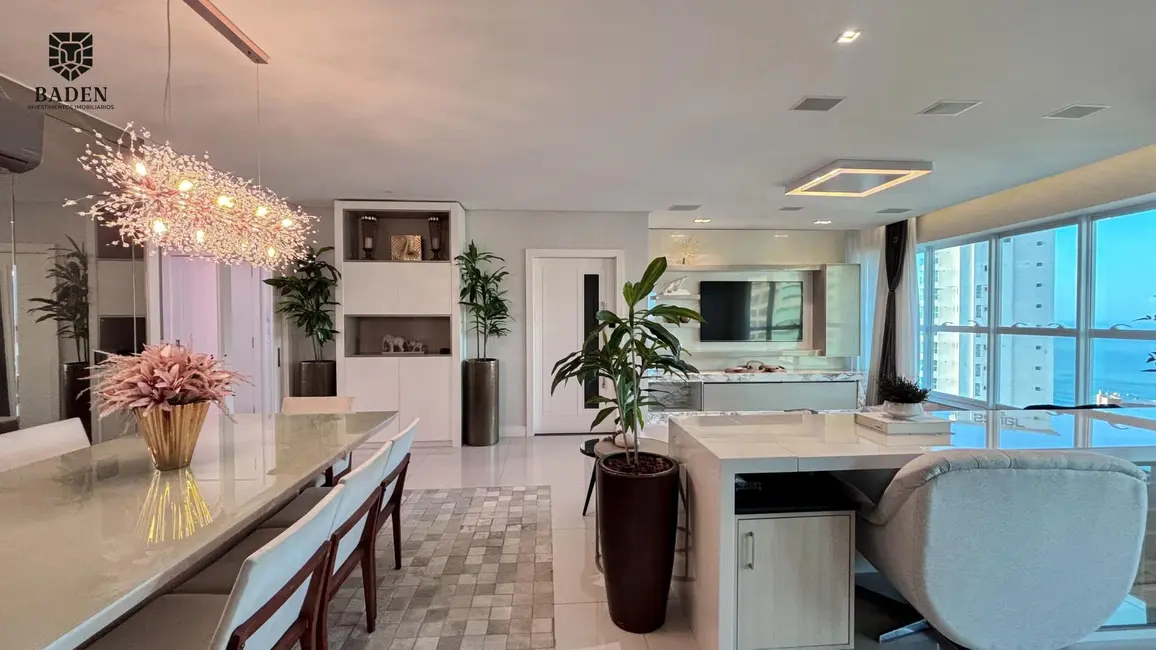Apartamento com 4 quartos à venda, 180m2 em Centro, Balneario Camboriu - SC - imagem 6 Foto 6 de Apartamento com 4 quartos à venda, 180m2 em Centro, Balneario Camboriu - SC
