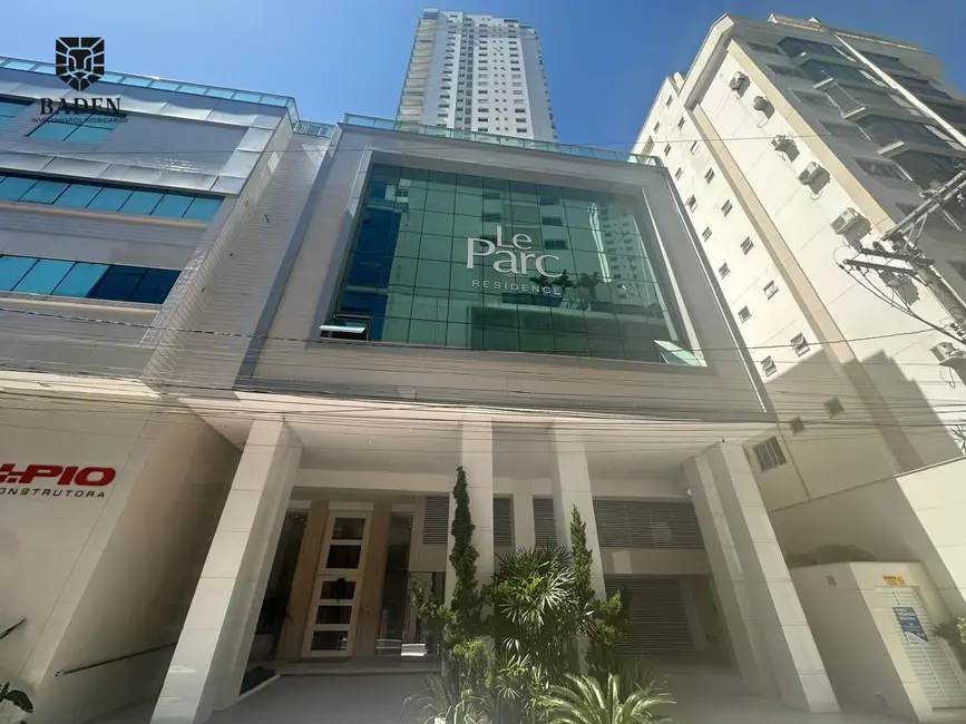 Foto 1 de Apartamento com 3 quartos para alugar, 162m2 em Centro, Balneario Camboriu - SC