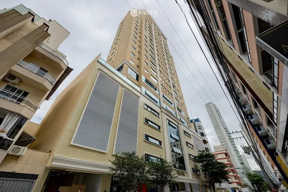 Foto 1 de Apartamento com 4 quartos à venda, 130m2 em Centro, Balneario Camboriu - SC