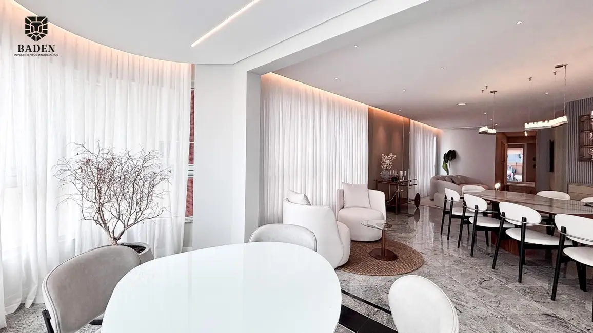 Foto 9 de Apartamento com 4 quartos à venda, 236m2 em Centro, Balneario Camboriu - SC