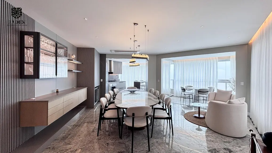 Foto 5 de Apartamento com 4 quartos à venda, 236m2 em Centro, Balneario Camboriu - SC