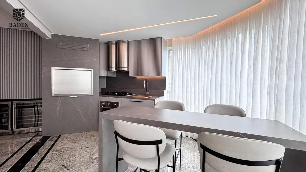 Foto 8 de Apartamento com 4 quartos à venda, 236m2 em Centro, Balneario Camboriu - SC