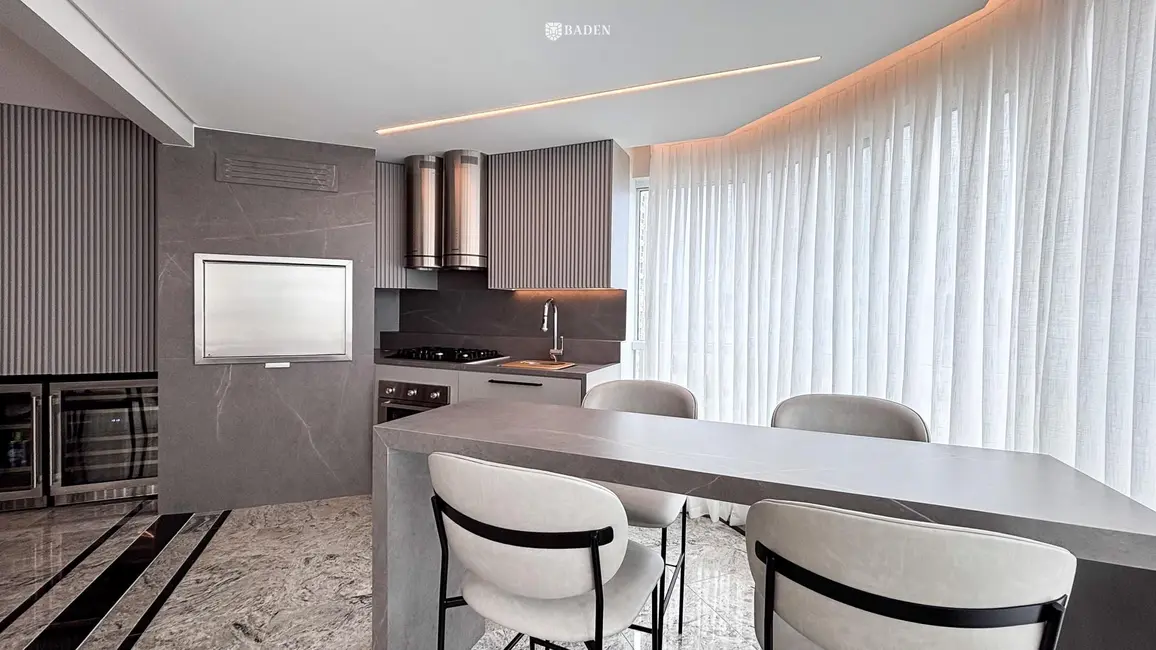 Foto 8 de Apartamento com 4 quartos à venda, 236m2 em Centro, Balneario Camboriu - SC