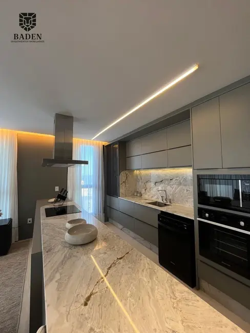 Foto 2 de Apartamento com 3 quartos à venda, 161m2 em Itajai - SC