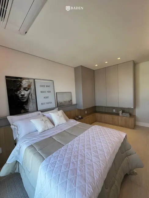 Foto 5 de Apartamento com 3 quartos à venda, 161m2 em Itajai - SC