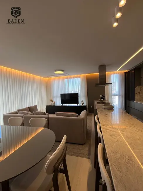 Foto 1 de Apartamento com 3 quartos à venda, 161m2 em Itajai - SC