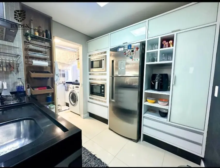 Apartamento com 3 quartos à venda, 97m2 em Pioneiros, Balneario Camboriu - SC - imagem 3 Foto 3 de Apartamento com 3 quartos à venda, 97m2 em Pioneiros, Balneario Camboriu - SC