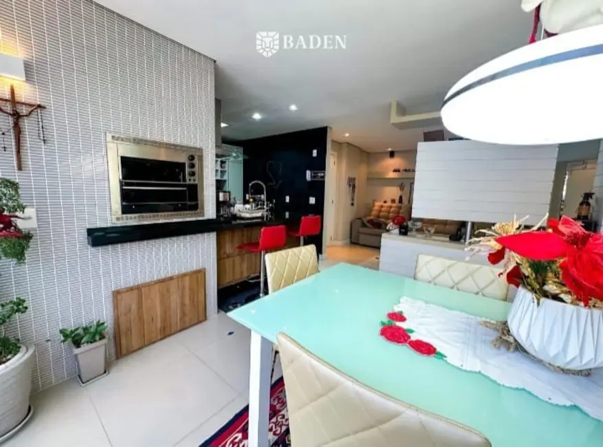 Foto 5 de Apartamento com 3 quartos à venda, 97m2 em Pioneiros, Balneario Camboriu - SC