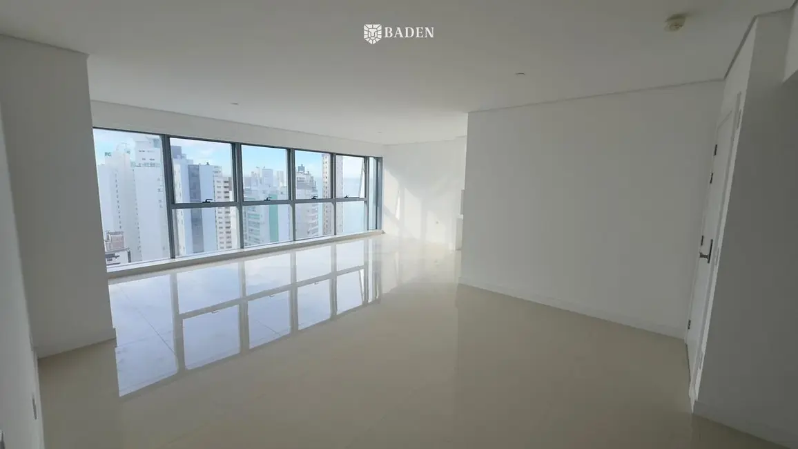Apartamento com 4 quartos à venda, 171m2 em Balneario Camboriu - SC - imagem 2 Foto 2 de Apartamento com 4 quartos à venda, 171m2 em Balneario Camboriu - SC