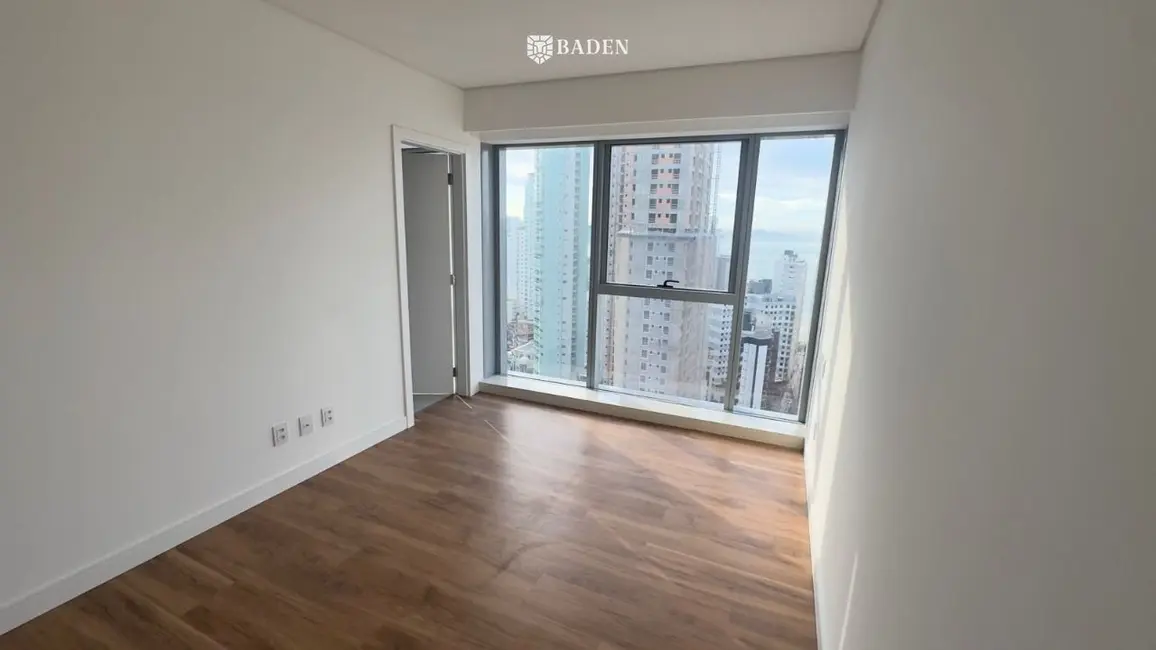 Apartamento com 4 quartos à venda, 171m2 em Balneario Camboriu - SC - imagem 6 Foto 6 de Apartamento com 4 quartos à venda, 171m2 em Balneario Camboriu - SC