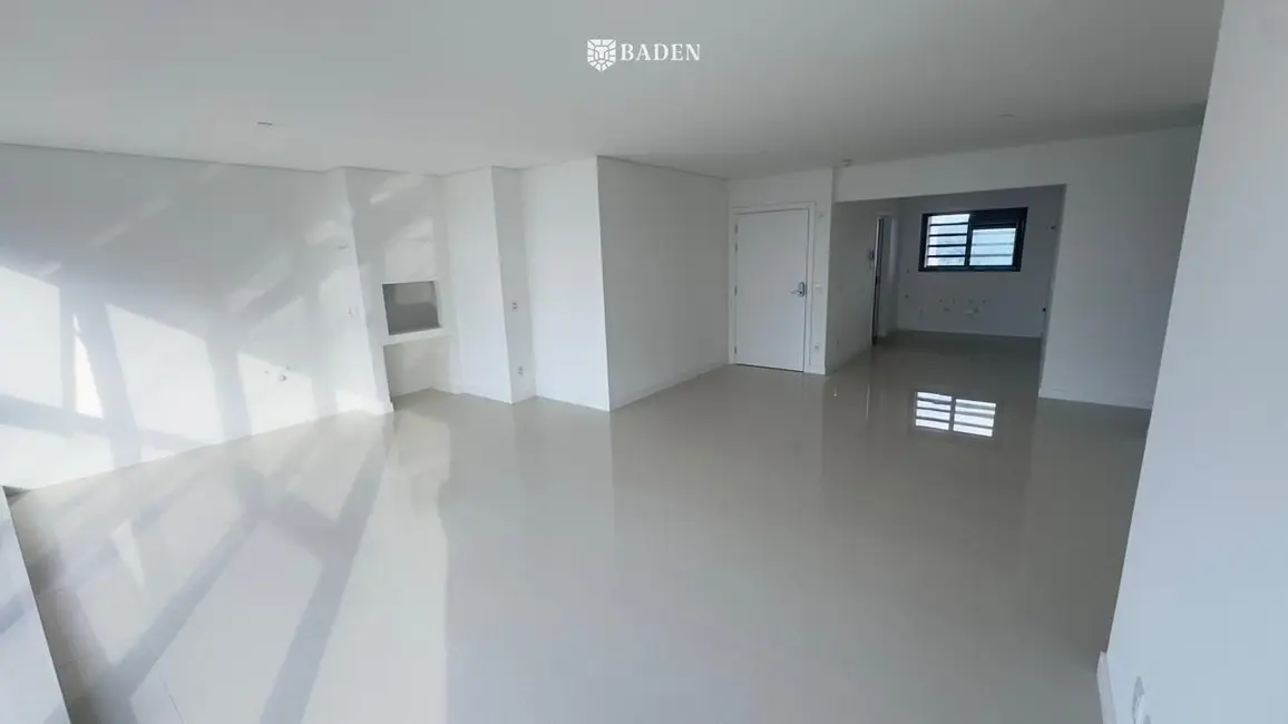 Apartamento com 4 quartos à venda, 171m2 em Balneario Camboriu - SC - imagem 4 Foto 4 de Apartamento com 4 quartos à venda, 171m2 em Balneario Camboriu - SC