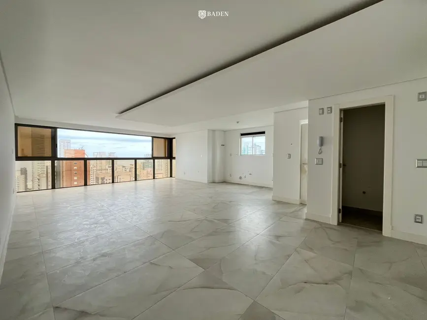Foto 1 de Apartamento com 4 quartos à venda, 167m2 em Centro, Balneario Camboriu - SC