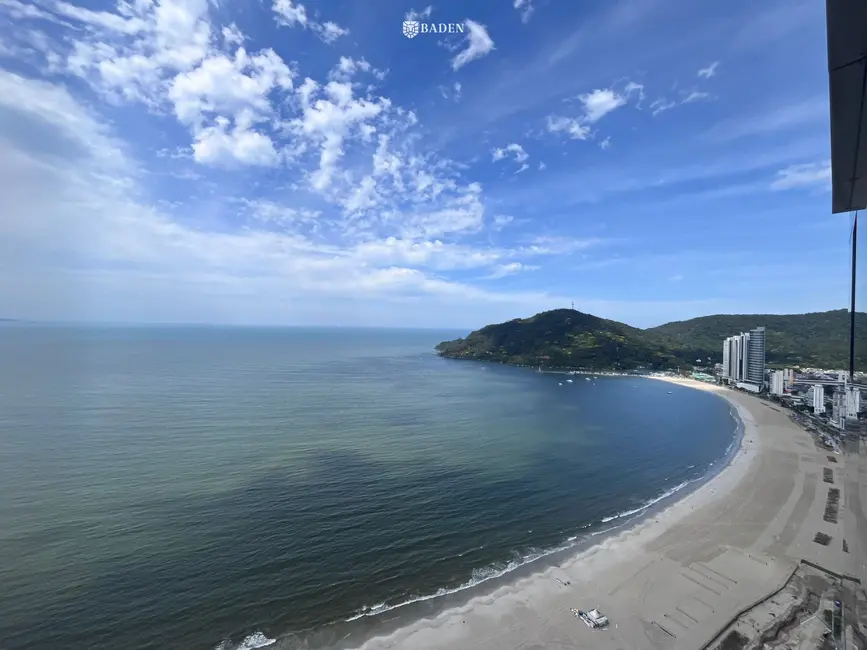 Foto 2 de Apartamento com 4 quartos à venda, 232m2 em Balneario Camboriu - SC