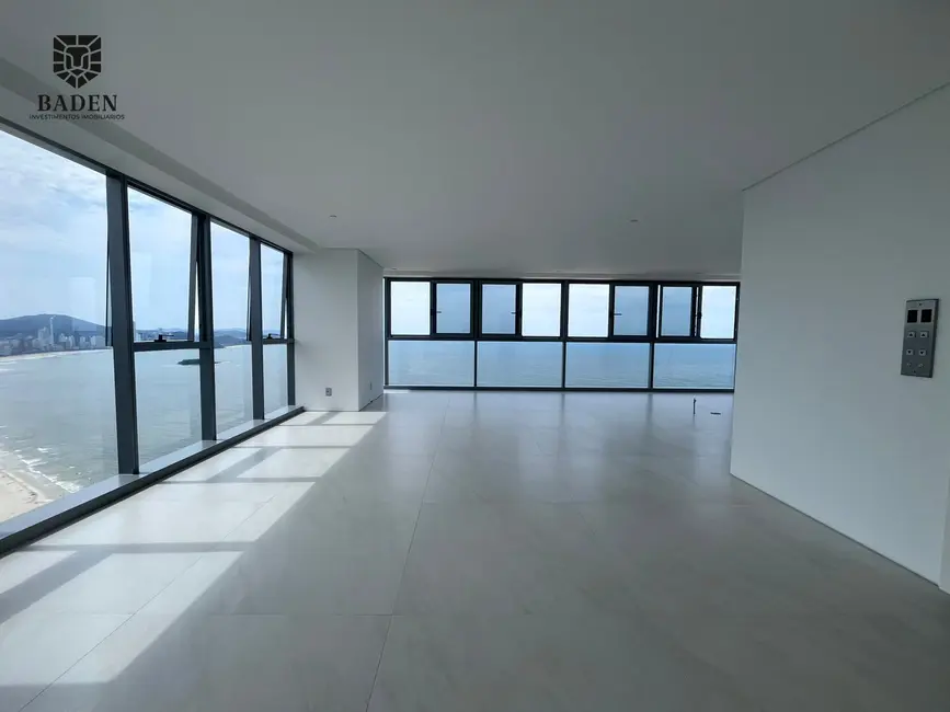 Apartamento com 4 quartos à venda, 232m2 em Balneario Camboriu - SC - imagem 3 Foto 3 de Apartamento com 4 quartos à venda, 232m2 em Balneario Camboriu - SC