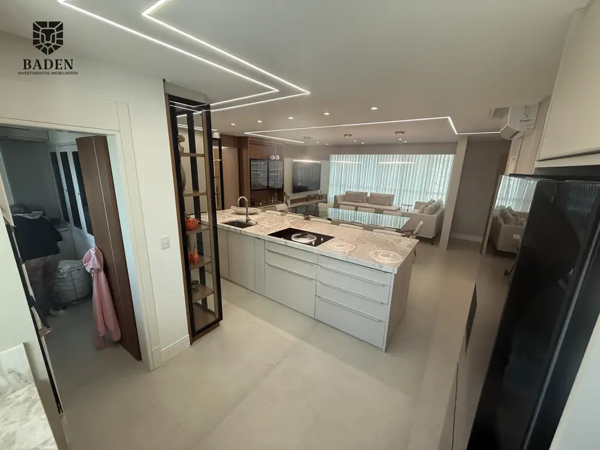 Foto 5 de Apartamento com 4 quartos à venda, 187m2 em Centro, Balneario Camboriu - SC