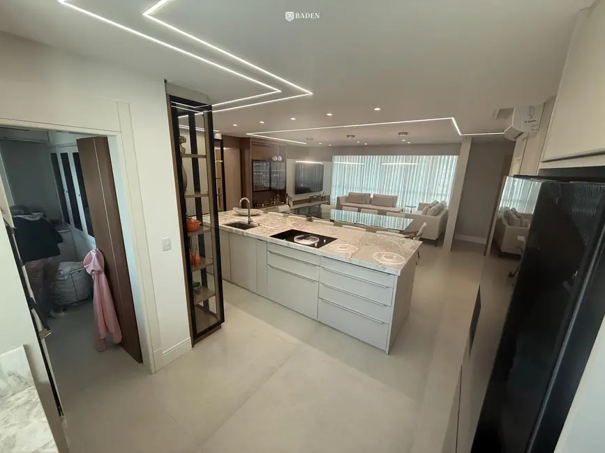 Foto 5 de Apartamento com 4 quartos à venda, 187m2 em Centro, Balneario Camboriu - SC