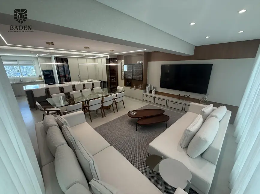 Foto 2 de Apartamento com 4 quartos à venda, 187m2 em Centro, Balneario Camboriu - SC