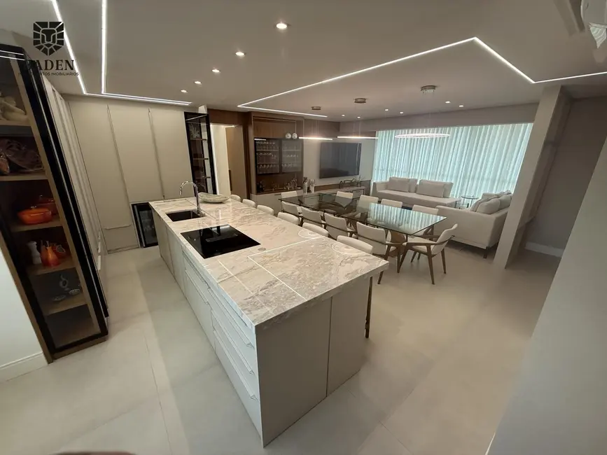 Foto 4 de Apartamento com 4 quartos à venda, 187m2 em Centro, Balneario Camboriu - SC