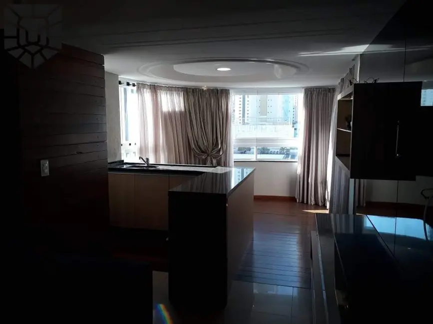 Foto 4 de Apartamento com 3 quartos para alugar, 140m2 em Balneario Camboriu - SC