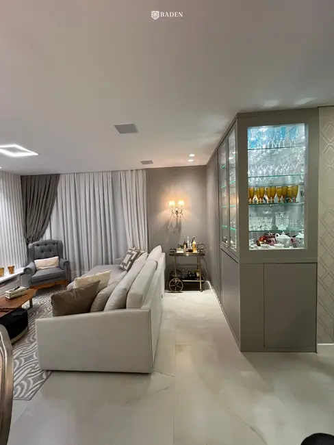 Foto 3 de Apartamento com 2 quartos à venda, 85m2 em Centro, Itajai - SC